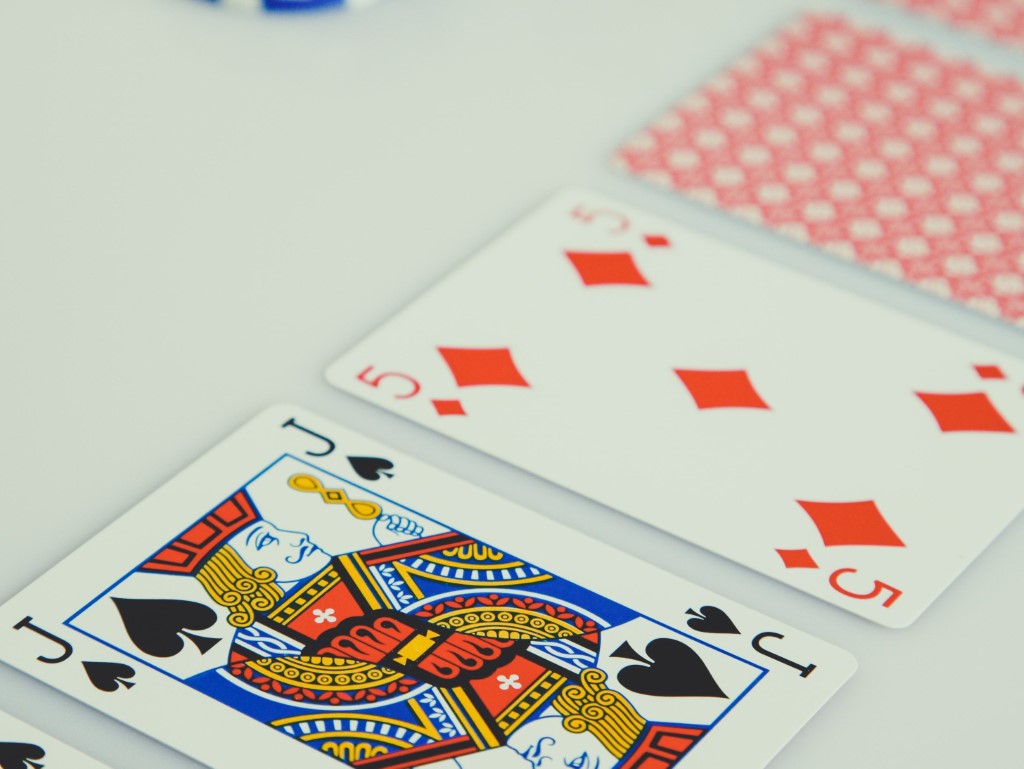 Three-Card Poker Strategies for Success 